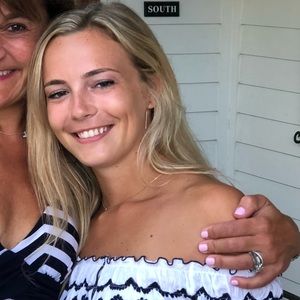 Meet your Posher, Abigail